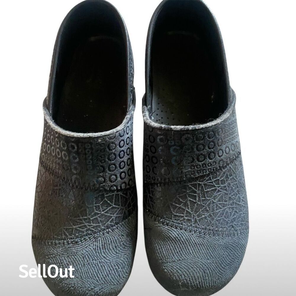 Sanita Women's Black Leather Slip-On Clogs Size 11 Casual Comfort